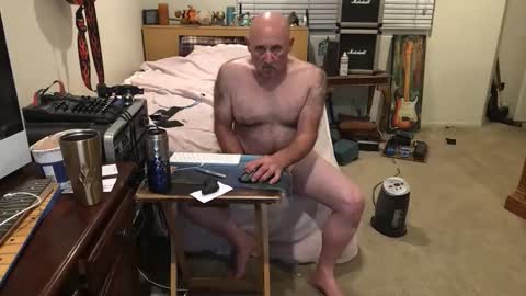 Mario online show from December 20, 2025, 7:15 am