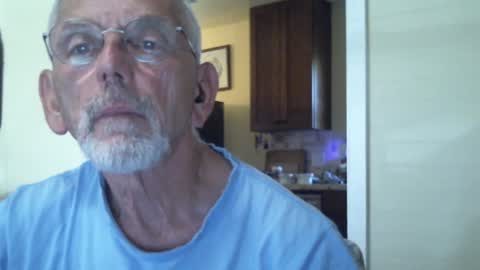 Snapshot of gulfcoast1952 chatting on December 6, 2024, 7:01 pm Roy online show from December 6, 2024, 7:01 pm