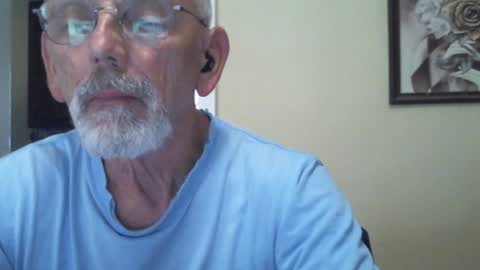 Snapshot of gulfcoast1952 chatting on January 18, 2025, 2:44 pm Roy online show from January 18, 2025, 2:44 pm