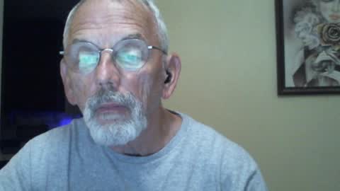 Snapshot of gulfcoast1952 chatting on January 21, 2025, 12:18 pm Roy online show from January 21, 2025, 12:18 pm