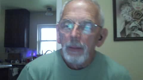 Snapshot of gulfcoast1952 chatting on January 25, 2025, 2:36 pm Roy online show from January 25, 2025, 2:36 pm