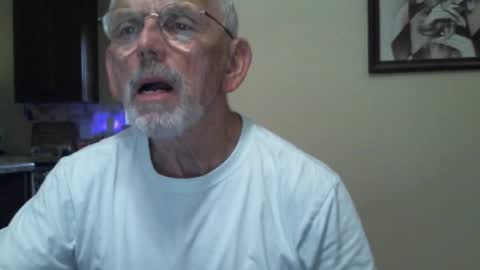 Snapshot of gulfcoast1952 chatting on February 15, 2025, 2:22 pm Roy online show from February 15, 2025, 2:22 pm