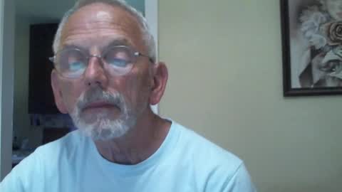 Snapshot of gulfcoast1952 chatting on March 12, 2025, 11:33 pm Roy online show from March 12, 2025, 11:33 pm
