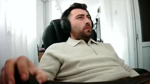 Snapshot of guliverreal chatting on February 3, 2026, 7:57 am guliverreal online show from February 3, 2026, 7:57 am