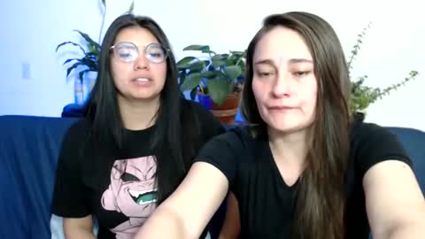 Snapshot of gumball_room chatting on February 2, 2025, 5:53 am Vane blonde and Hazell black hair online show from February 2, 2025, 5:53 am