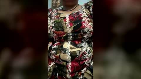 gurleen_kaur69 online show from June 15, 2026, 10:06 am