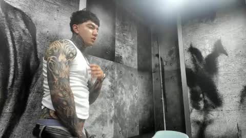 Snapshot of gury_tattoo chatting on May 22, 2026, 7:08 pm Gury online show from May 22, 2026, 7:08 pm