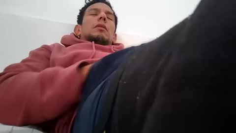 Snapshot of gust_fit chatting on February 28, 2026, 5:25 pm Moreno online show from February 28, 2026, 5:25 pm