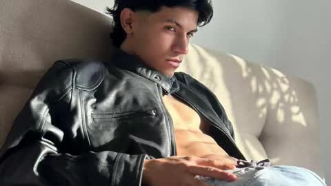 Guts online show from January 27, 2025, 5:37 pm