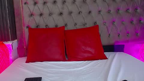 Miss online show from February 20, 2025, 2:07 am