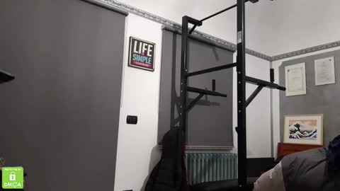 Snapshot of guy2015big chatting on December 30, 2024, 5:02 pm Flo online show from December 30, 2024, 5:02 pm