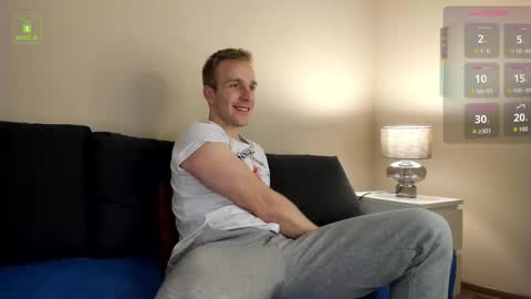 Snapshot of guy_charming chatting on February 13, 2026, 6:42 am Buddy online show from February 13, 2026, 6:42 am