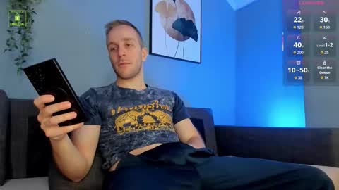 Snapshot of guy_charming chatting on February 27, 2026, 12:27 pm Buddy online show from February 27, 2026, 12:27 pm