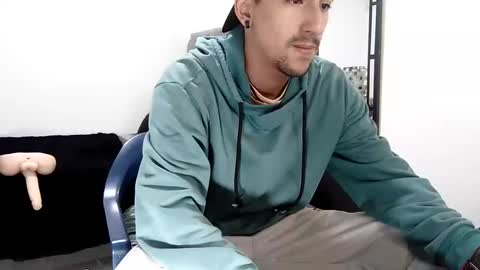 karim online show from December 22, 2024, 7:11 am