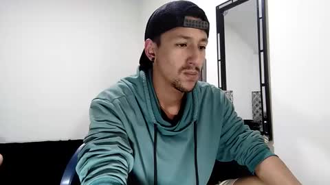 karim online show from December 23, 2024, 8:33 am