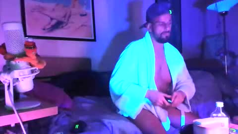 Snapshot of guyst_049 chatting on February 28, 2026, 2:12 am GuyST049 online show from February 28, 2026, 2:12 am