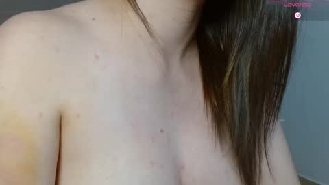 Gwen Drew online show from January 9, 2026, 2:42 pm