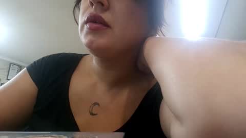 gwendolynfoster online show from October 9, 2025, 9:51 am