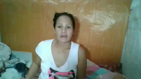 gwenn24 online show from May 24, 2026, 4:50 am