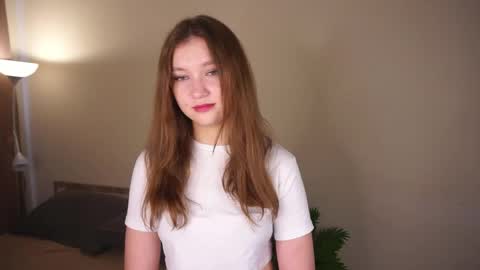 Molly online show from May 30, 2026, 5:04 am