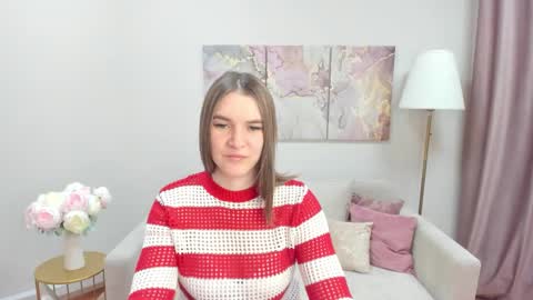 Snapshot of gwensmitt chatting on November 6, 2025, 12:11 am gwensmitt online show from November 6, 2025, 12:11 am