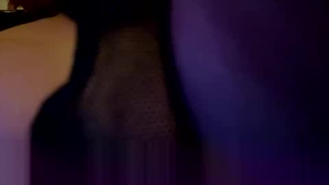 gxnslxt online show from November 30, 2025, 7:23 am