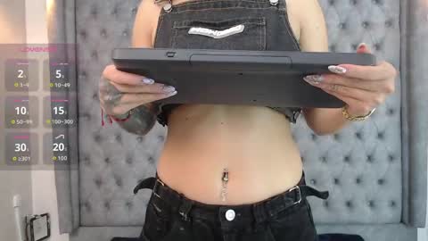 Snapshot of gyal_smith chatting on May 2, 2026, 3:00 am Gyal Smith online show from May 2, 2026, 3:00 am