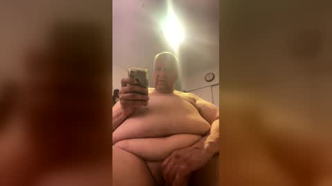 gymrat1123 online show from March 31, 2026, 3:30 am