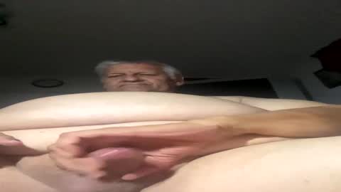 gymrat1123 online show from April 21, 2026, 3:13 am