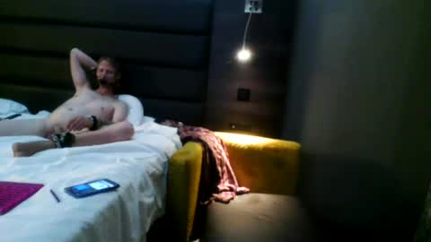 naughtyprincess online show from August 4, 2026, 4:04 am