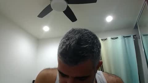 h0nest84 online show from November 27, 2025, 7:43 am