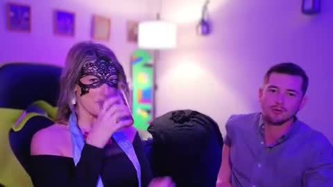 H0twife4Life online show from April 9, 2026, 12:32 am