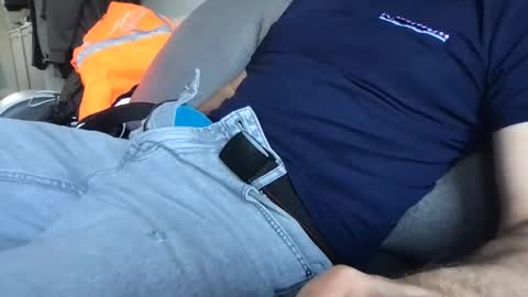 hachikofr online show from December 7, 2024, 9:39 am