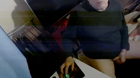 Snapshot of hacknoob62 chatting on December 19, 2024, 11:07 am hacknoob62 online show from December 19, 2024, 11:07 am