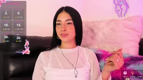 Hadid online show from October 4, 2025, 5:44 pm