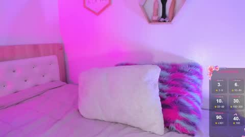 Hadid online show from April 20, 2026, 8:21 pm