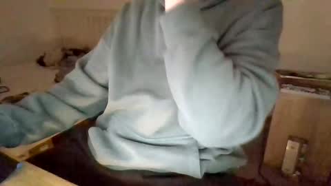 Snapshot of hahaimnotokay chatting on February 10, 2025, 10:09 pm hahaimnotokay online show from February 10, 2025, 10:09 pm