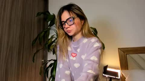 Hailey online show from February 1, 2026, 10:52 pm