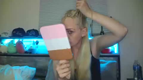 Hailey and d online show from October 11, 2025, 11:36 pm