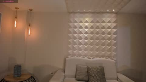 Hailey online show from March 20, 2026, 11:15 am