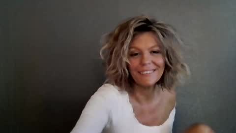 Hailey online show from March 11, 2026, 5:52 pm