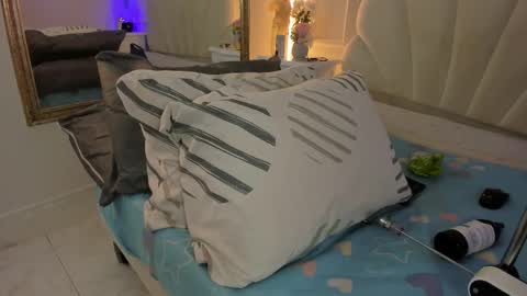 haileysans online show from March 13, 2026, 11:39 am