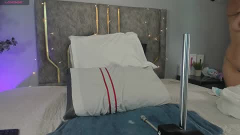 Snapshot of haileystonei chatting on September 11, 2025, 11:32 am haileystonei online show from September 11, 2025, 11:32 am