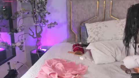 Snapshot of haileystonei chatting on September 13, 2025, 11:21 am haileystonei online show from September 13, 2025, 11:21 am