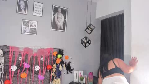 Snapshot of haileystonei chatting on October 16, 2025, 11:44 am haileystonei online show from October 16, 2025, 11:44 am