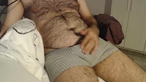 Snapshot of hairy_boy29 chatting on September 20, 2025, 10:33 pm hairy_boy29 online show from September 20, 2025, 10:33 pm