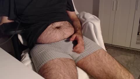 Snapshot of hairy_boy29 chatting on October 19, 2025, 9:48 pm hairy_boy29 online show from October 19, 2025, 9:48 pm