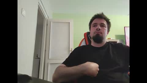 Snapshot of hairy_guy007 chatting on February 8, 2025, 1:33 pm hairy_guy007 online show from February 8, 2025, 1:33 pm