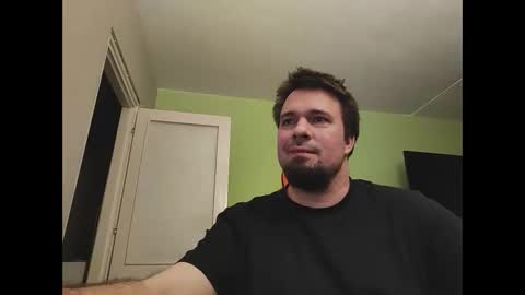 Snapshot of hairy_guy007 chatting on February 10, 2025, 9:58 pm hairy_guy007 online show from February 10, 2025, 9:58 pm