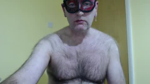 Hairy male online show from December 18, 2025, 7:09 pm